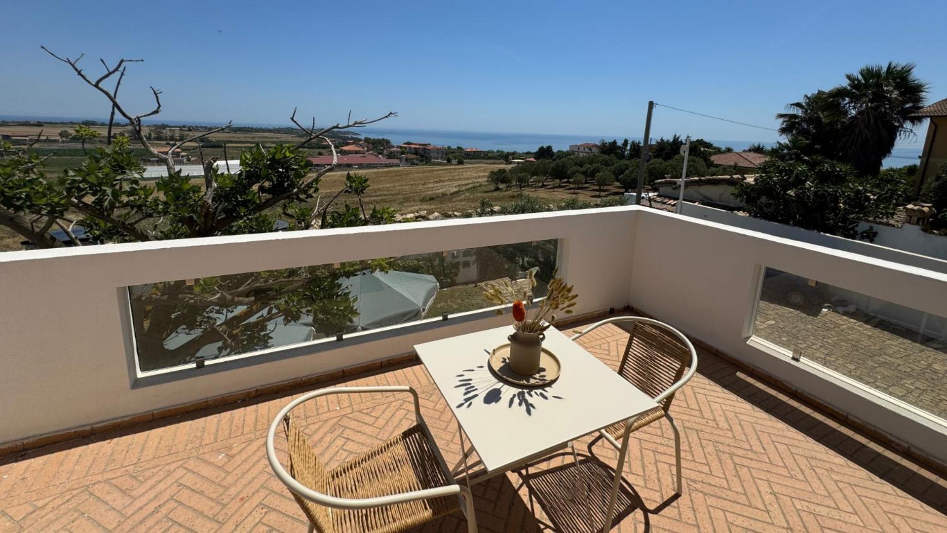 Itanco Resort Crotone Exterior photo